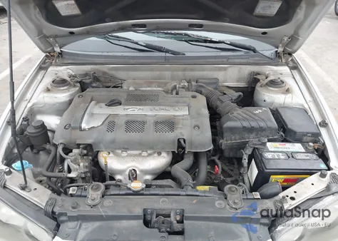 2004 Hyundai Elantra Gt из США, поврежденный, VIN KMHDN56D44U111428